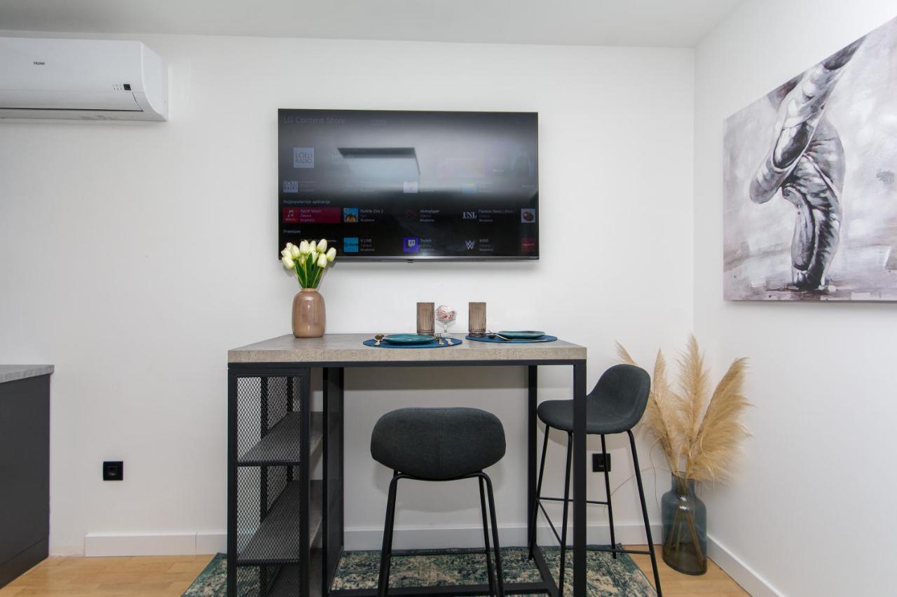 Sapphire Studio Apartment With Free Private Parking ドゥブロブニク エクステリア 写真