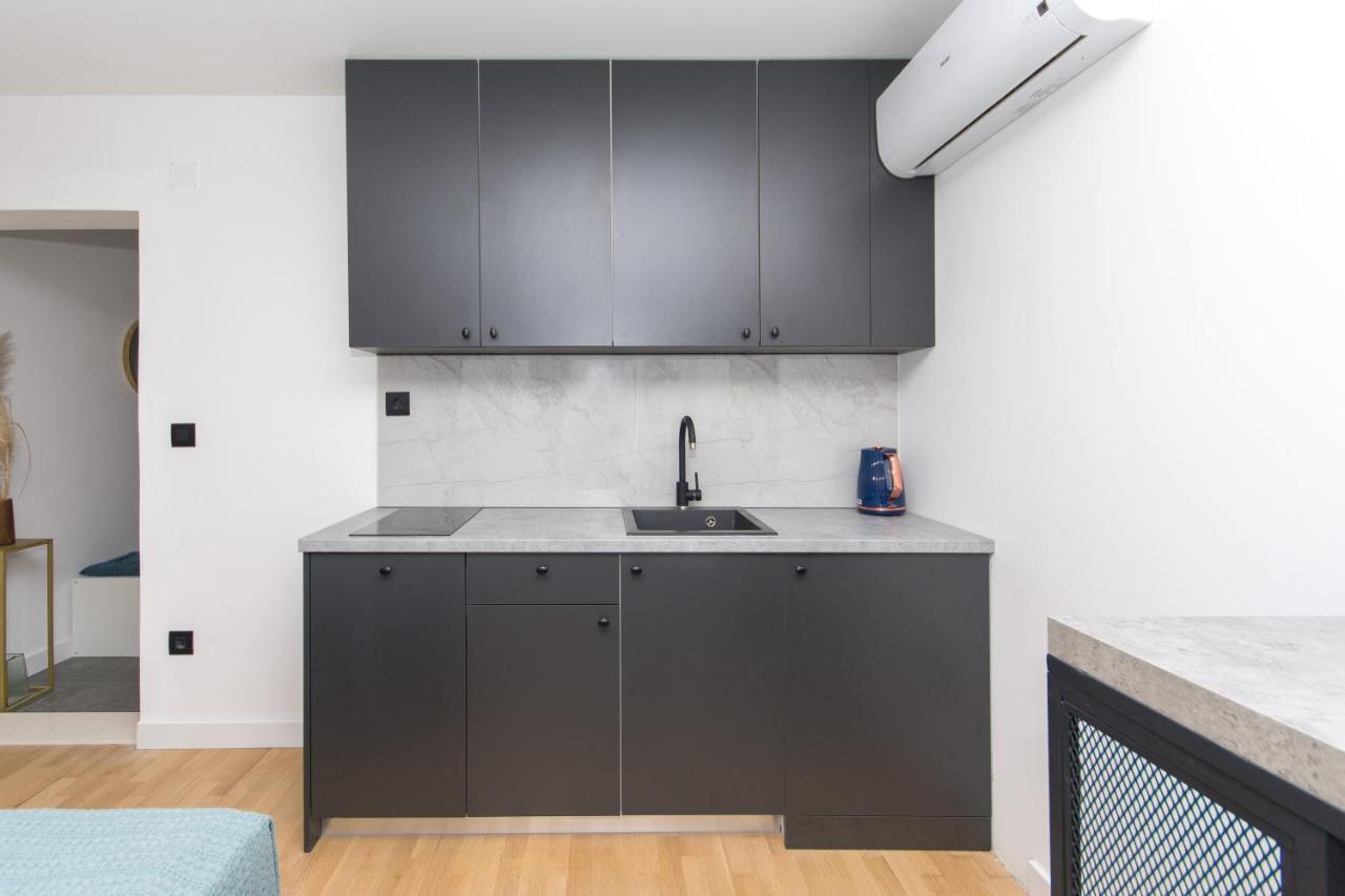 Sapphire Studio Apartment With Free Private Parking ドゥブロブニク エクステリア 写真