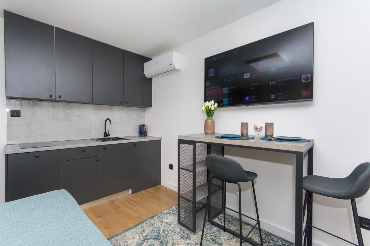 Sapphire Studio Apartment With Free Private Parking ドゥブロブニク エクステリア 写真