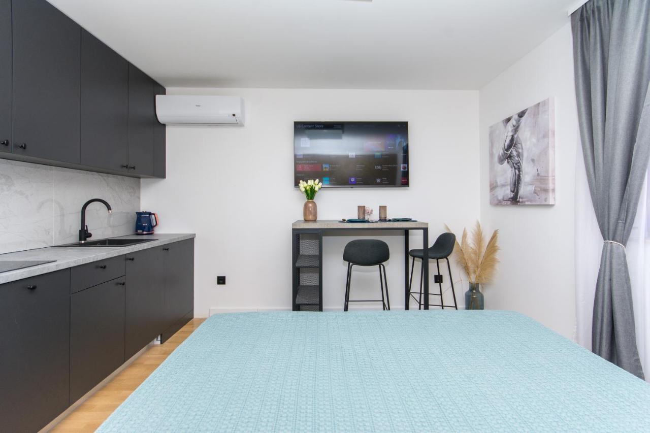 Sapphire Studio Apartment With Free Private Parking ドゥブロブニク エクステリア 写真