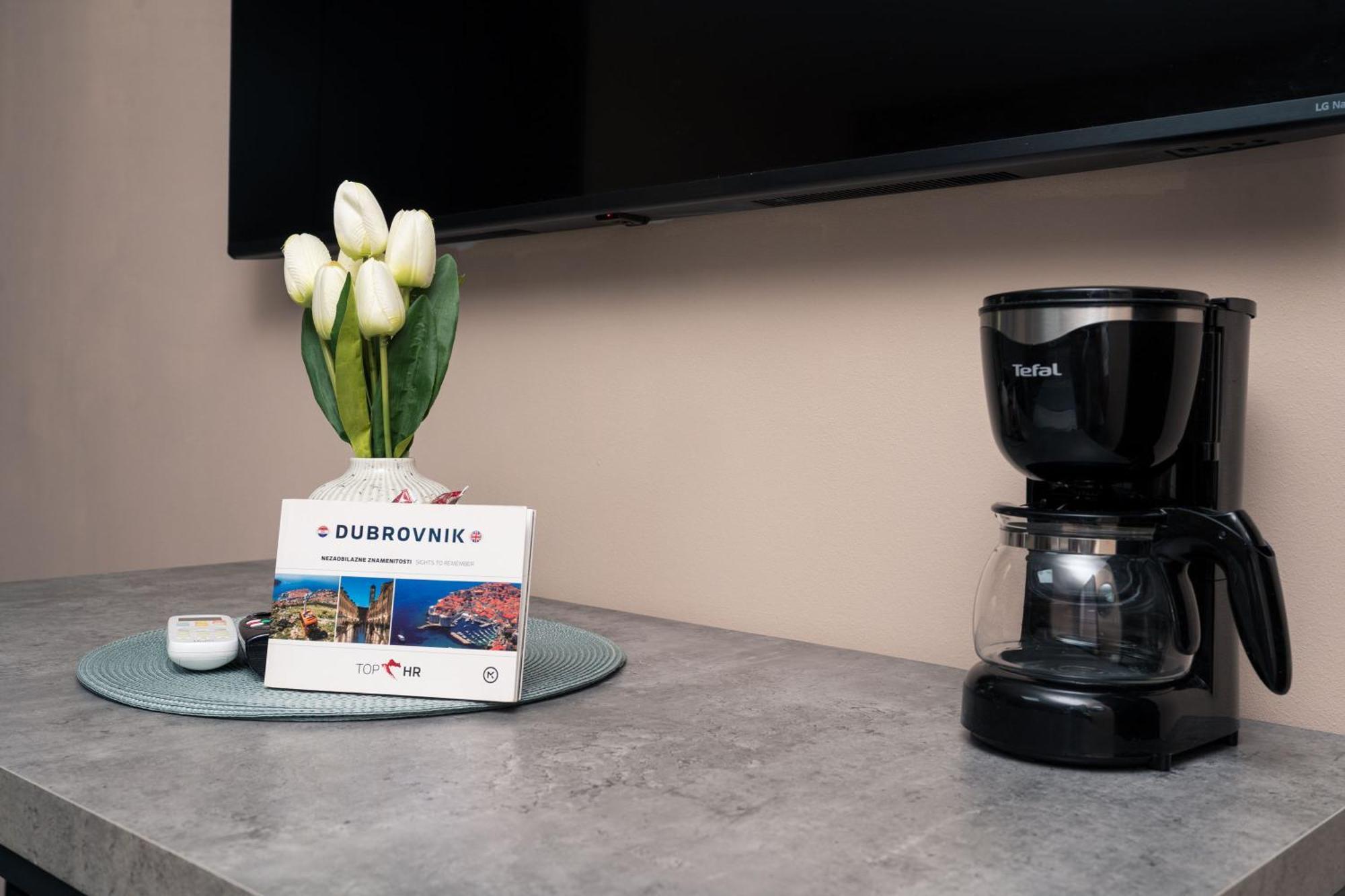 Sapphire Studio Apartment With Free Private Parking ドゥブロブニク エクステリア 写真